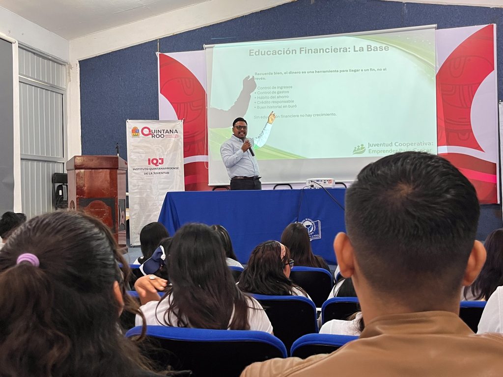 Conferencia “Juventud cooperativa: Emprender para crecer”